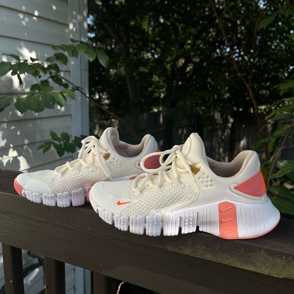 Nike Women's Sneaker Gymnastics Shoe
